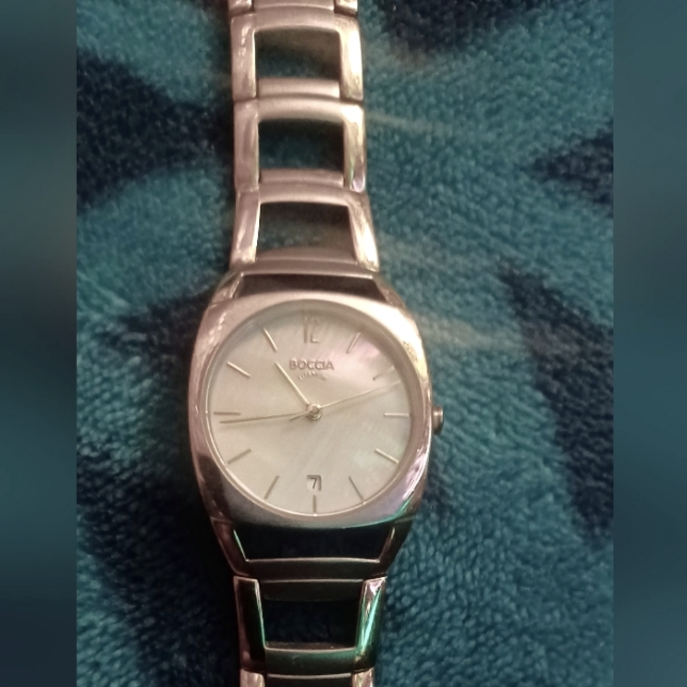 Mens boccia watch in silver